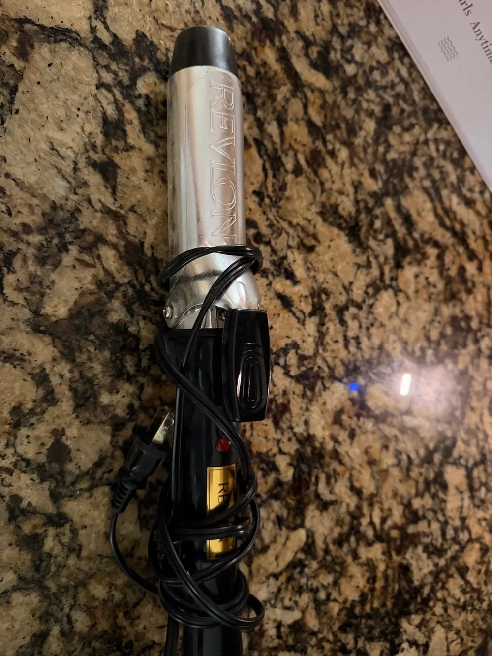 Vintage Revlon RVC09C Curling Iron Retro Silver Black Beauty Tool